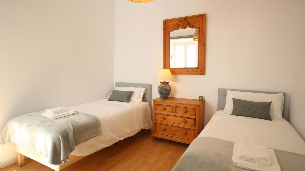 マラガDel Parque Flats Alamos Terrazaアパートメント エクステリア 写真